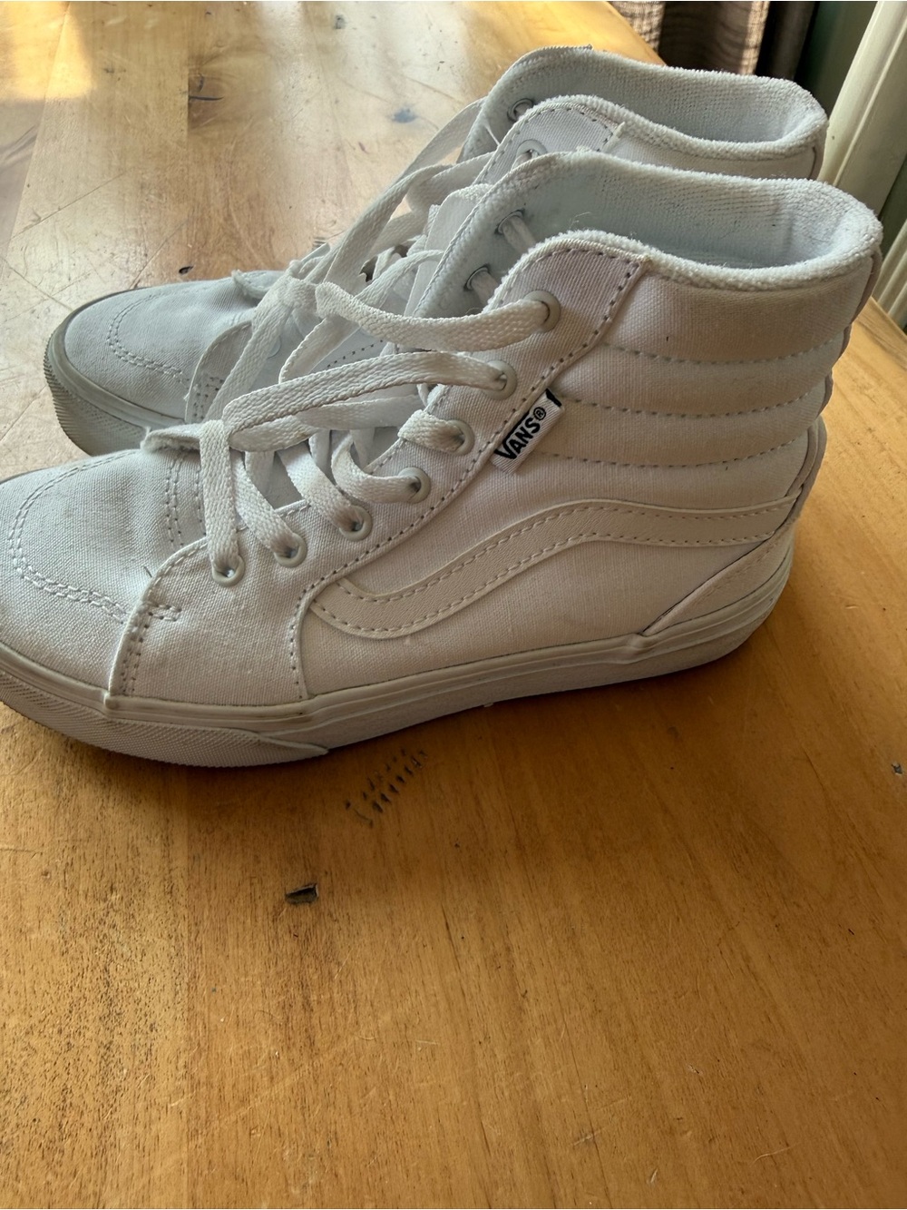 Vans Kids White High-Top Canvas Sneakers kids 1.5